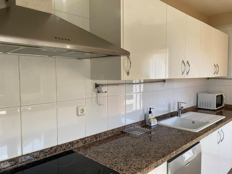 Comfortable Family House With Pool And Jacuzzi كوستا دي أنتيجوا المظهر الخارجي الصورة