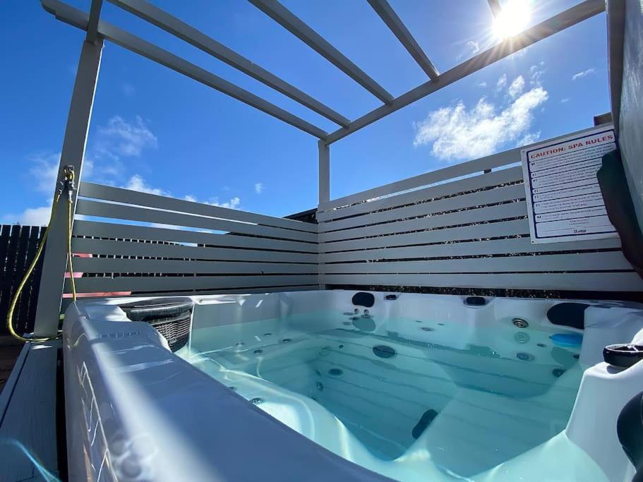 Comfortable Family House With Pool And Jacuzzi كوستا دي أنتيجوا المظهر الخارجي الصورة
