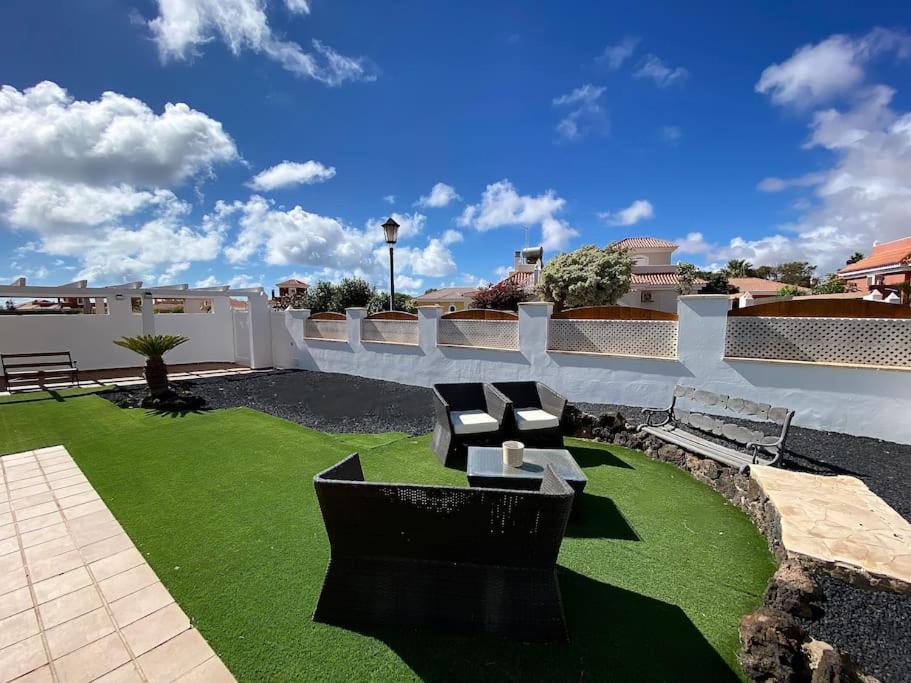 Comfortable Family House With Pool And Jacuzzi كوستا دي أنتيجوا المظهر الخارجي الصورة