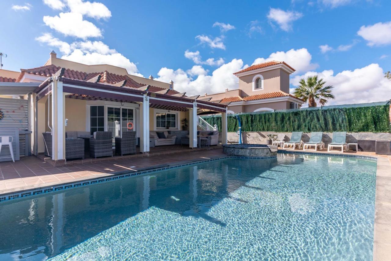 Comfortable Family House With Pool And Jacuzzi كوستا دي أنتيجوا المظهر الخارجي الصورة